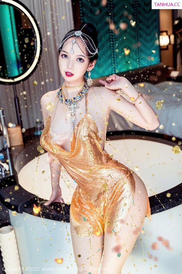 大美媚京  [XiuRen]高清写真图 2022.09.08 No.5559 大美妞儿第2张图片